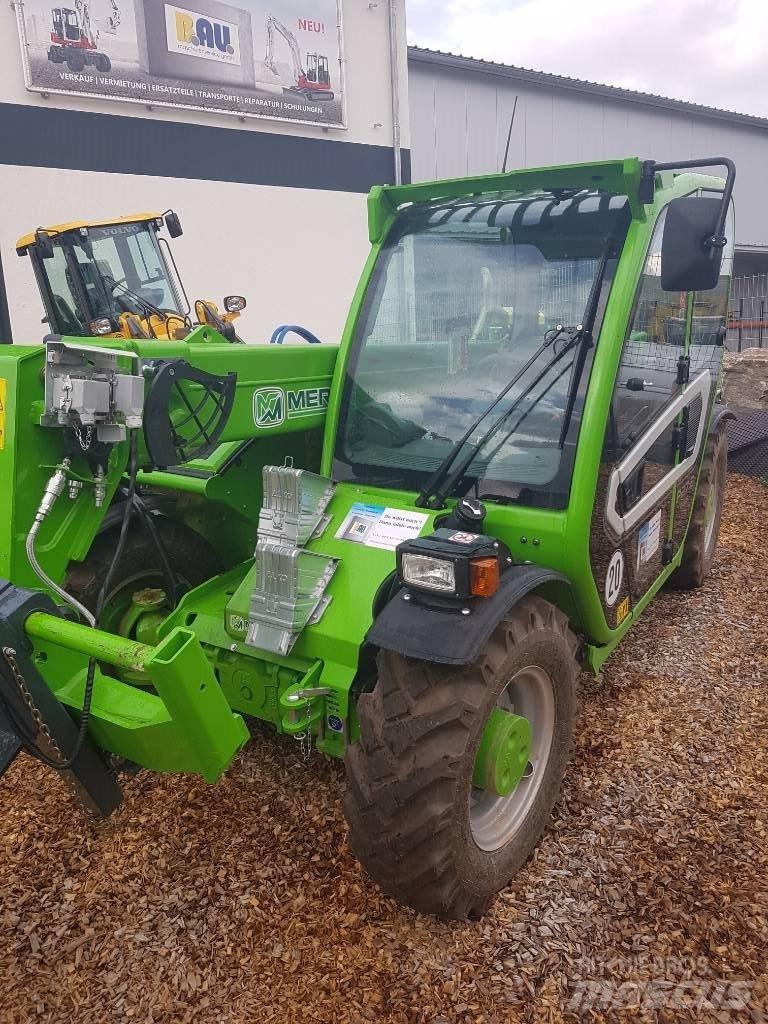 Merlo P 27.6 Plus Teleskopické manipulátory