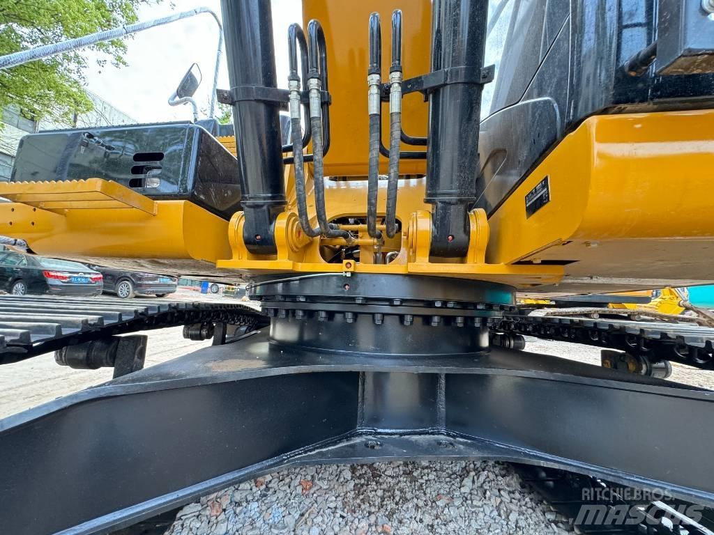 CAT 324 D L Pásová rýpadla
