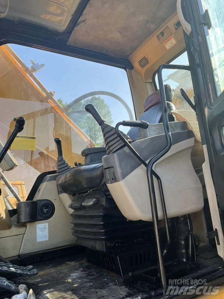 CAT 320 C L Pásová rýpadla