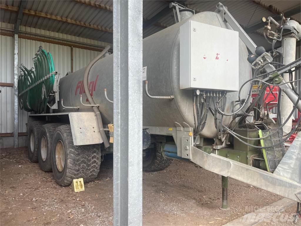 Fliegl PFW 20000 Kalové cisterny