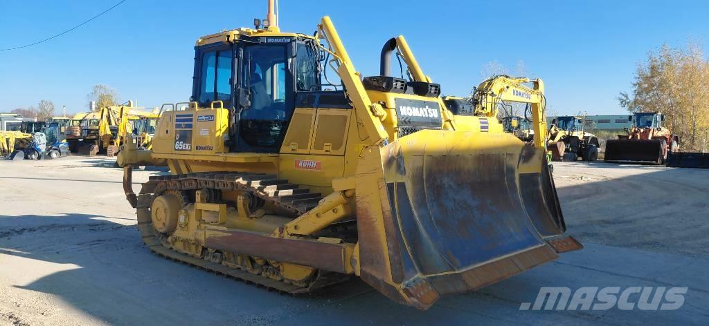 Komatsu D65EXi Pásové dozery