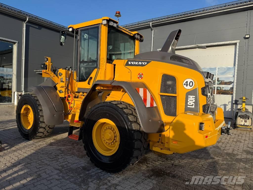 Volvo L90H Long boom Kolové nakladače