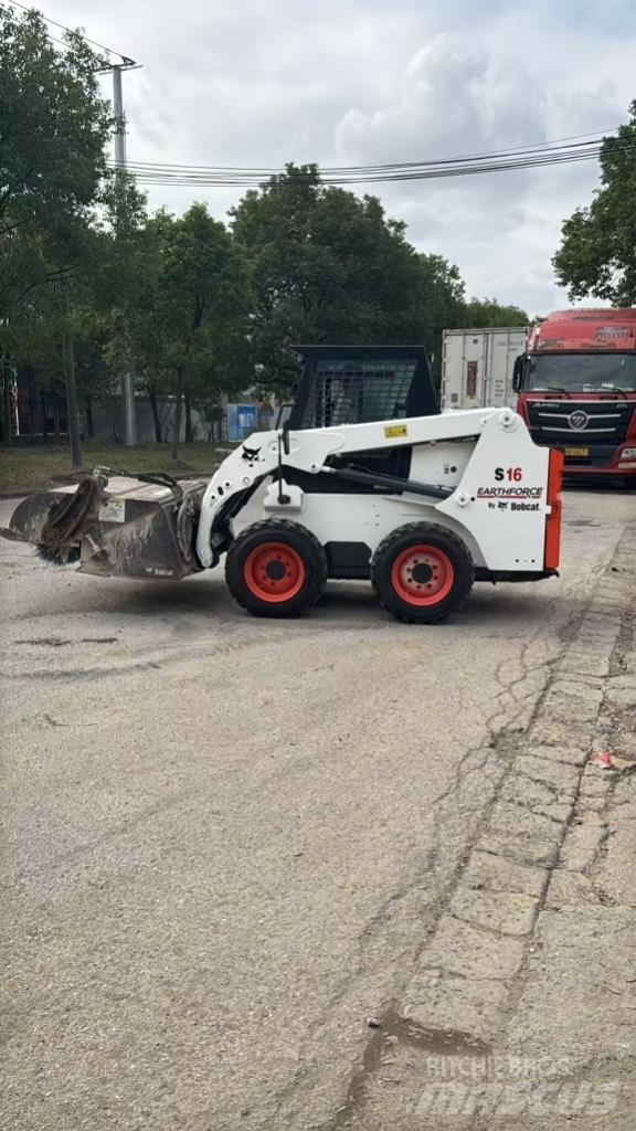 Bobcat S 16 Smykem řízené nakladače