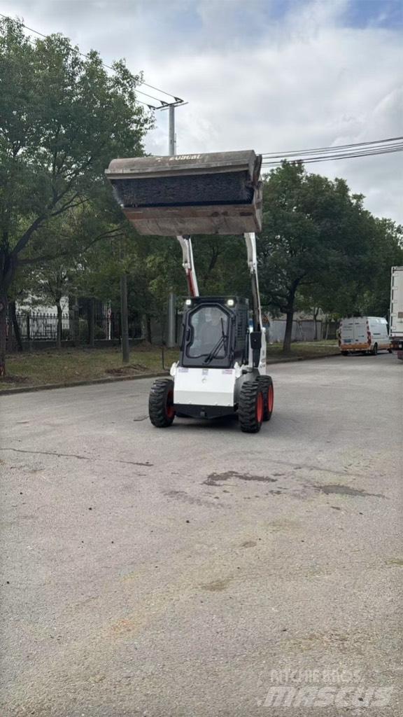 Bobcat S 16 Smykem řízené nakladače