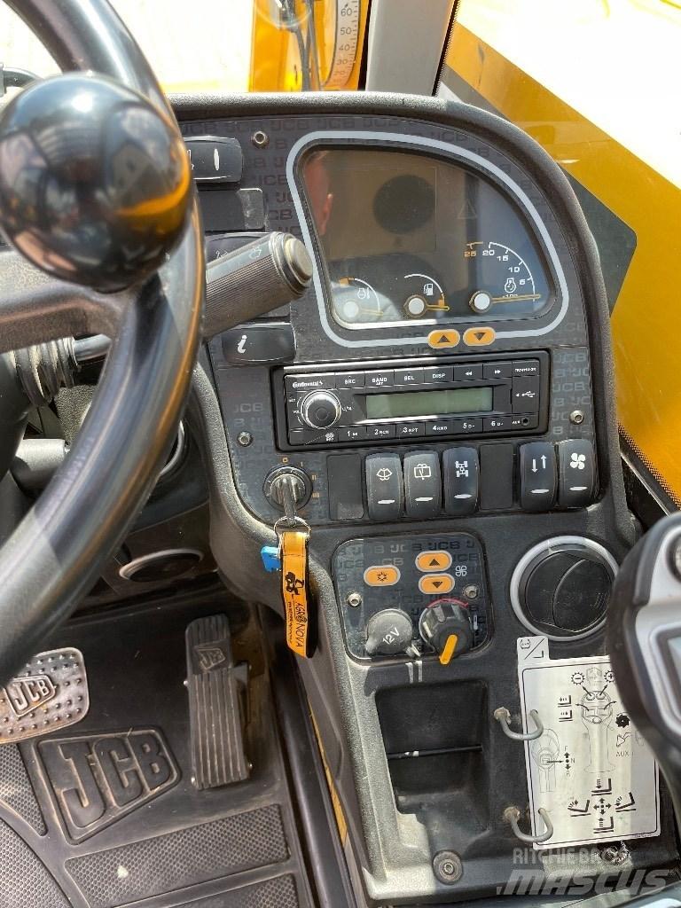 JCB 541-70 Agri Plus Teleskopické nakladače pro zemědělství