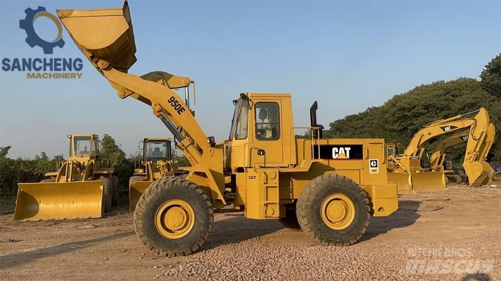 CAT 950 E Kolové nakladače