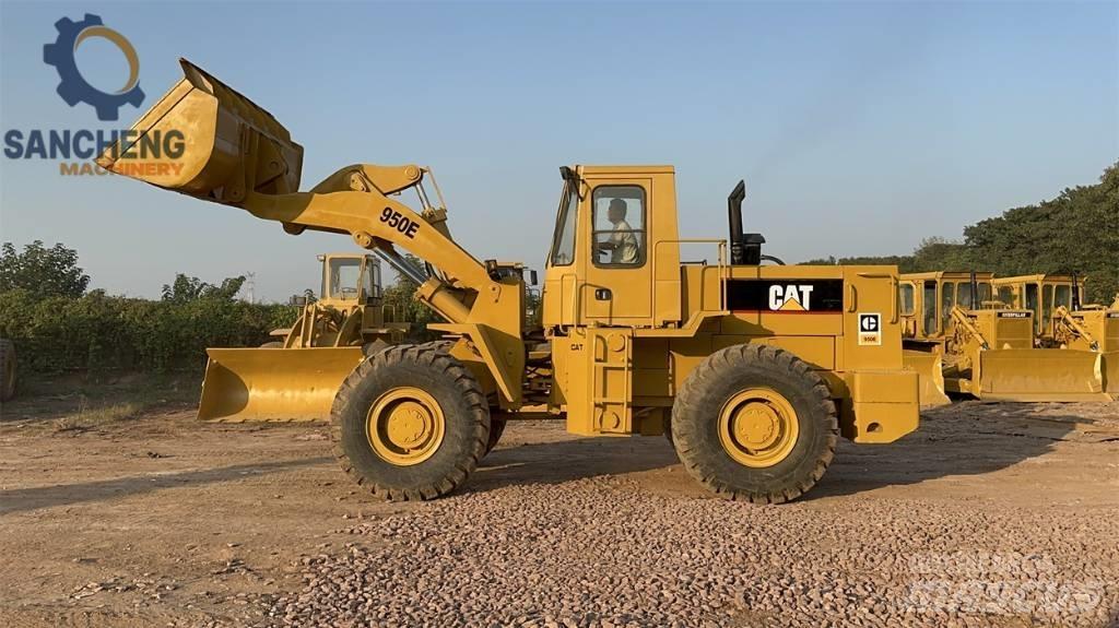 CAT 950 E Kolové nakladače
