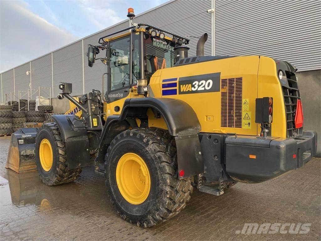Komatsu WA320-8EO Kolové nakladače