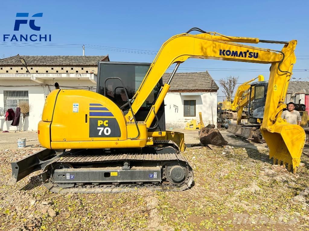 Komatsu PC 70-8 Pásová rýpadla