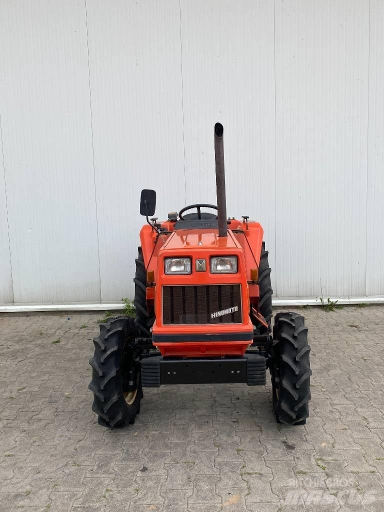 Hinomoto N249 Kompaktní traktory