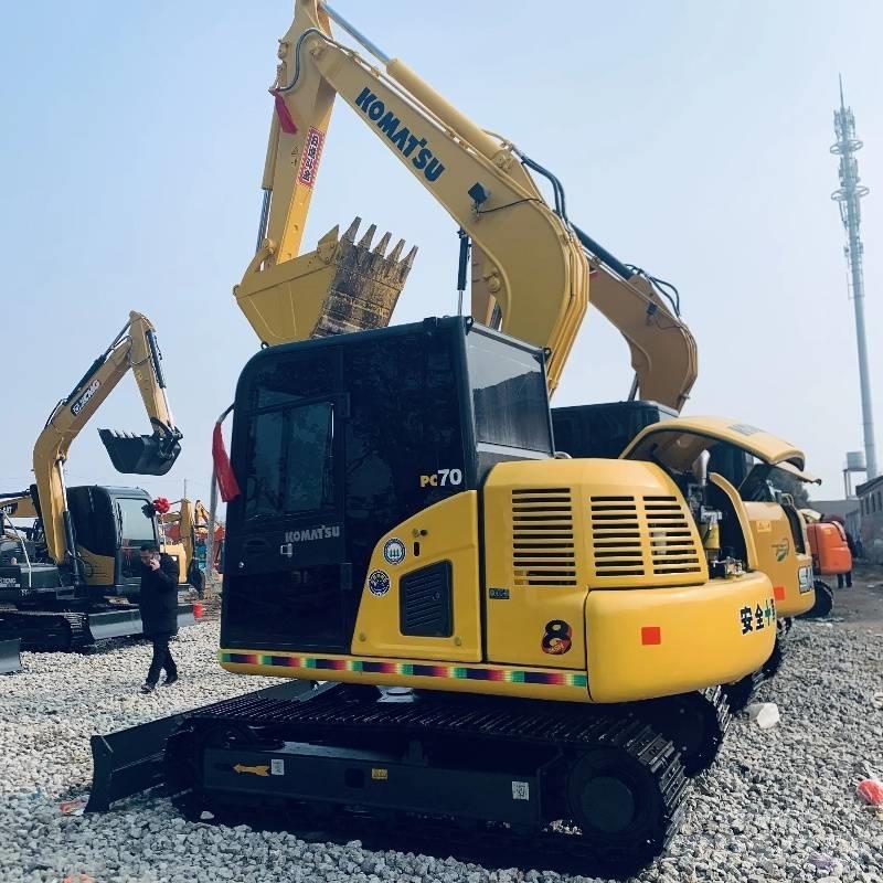 Komatsu PC 70 Pásová rýpadla