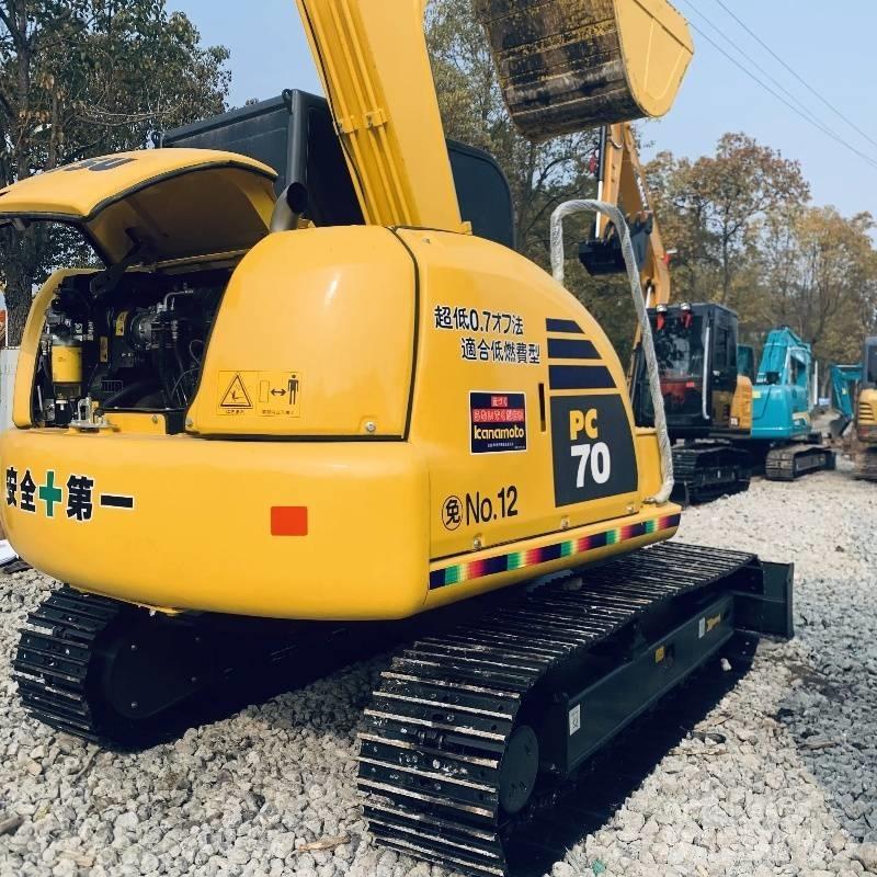 Komatsu PC 70 Pásová rýpadla
