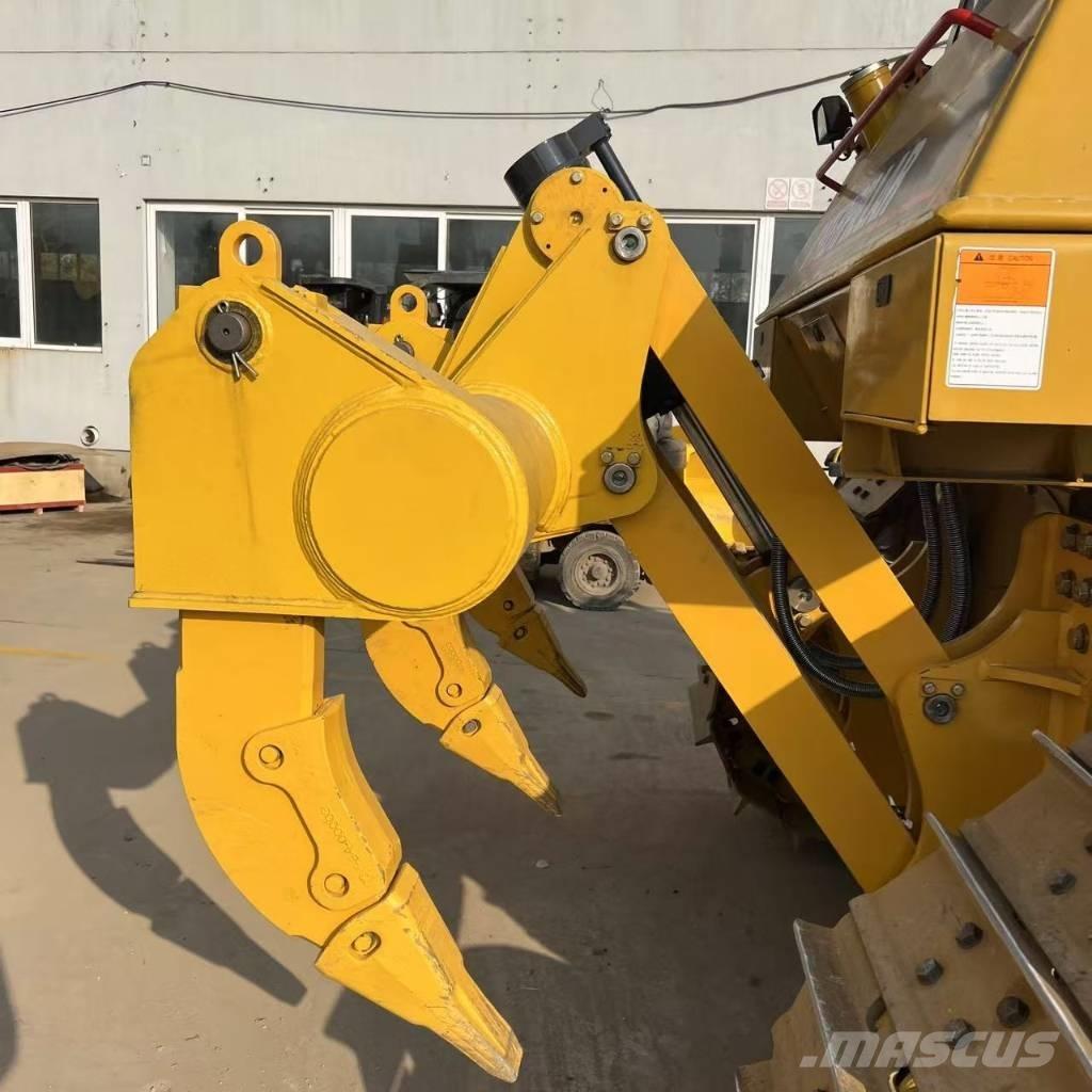 CAT D 8 R Pásové dozery