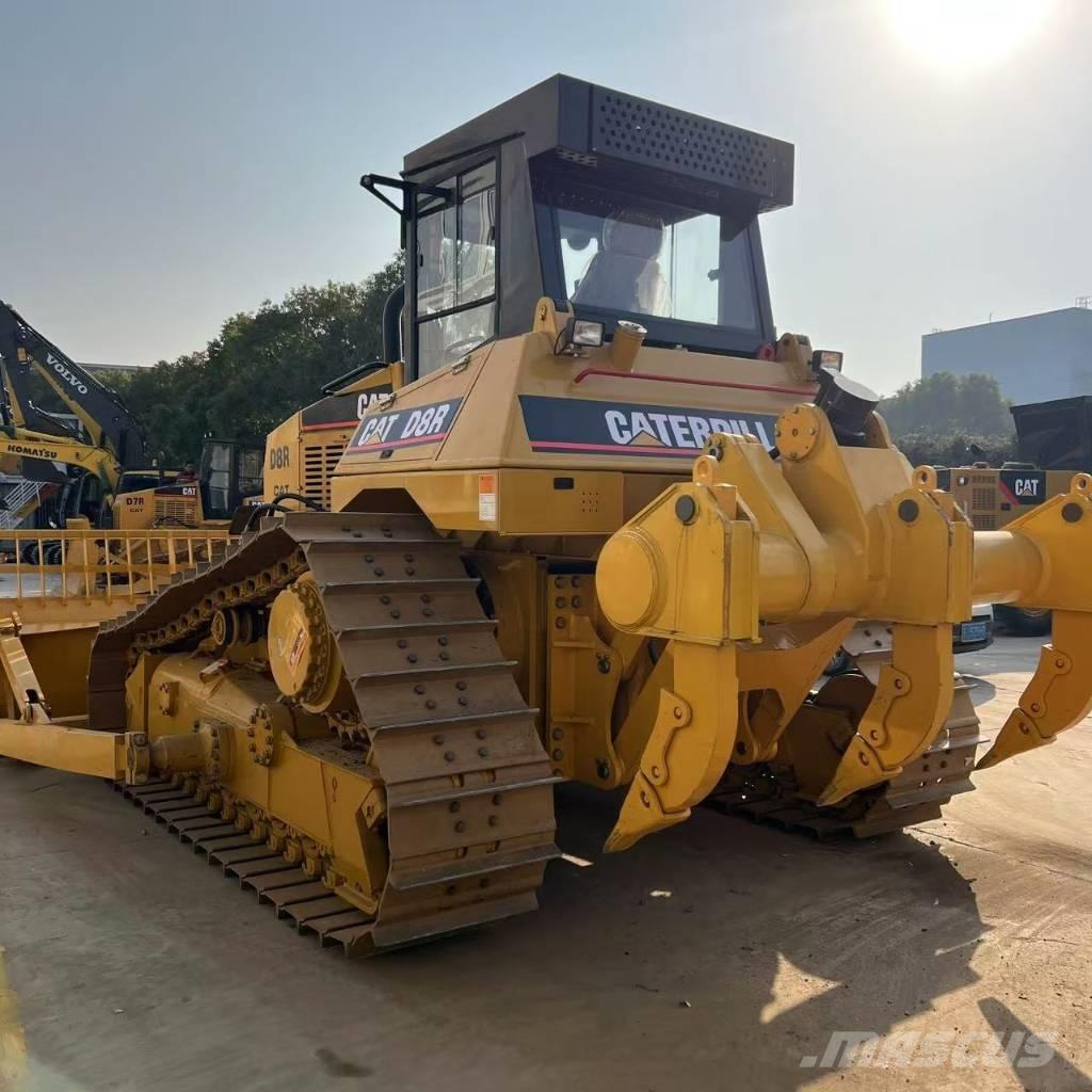 CAT D 8 R Pásové dozery
