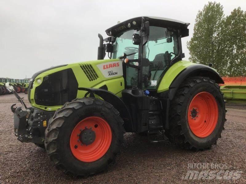 CLAAS AXION 810 Traktory