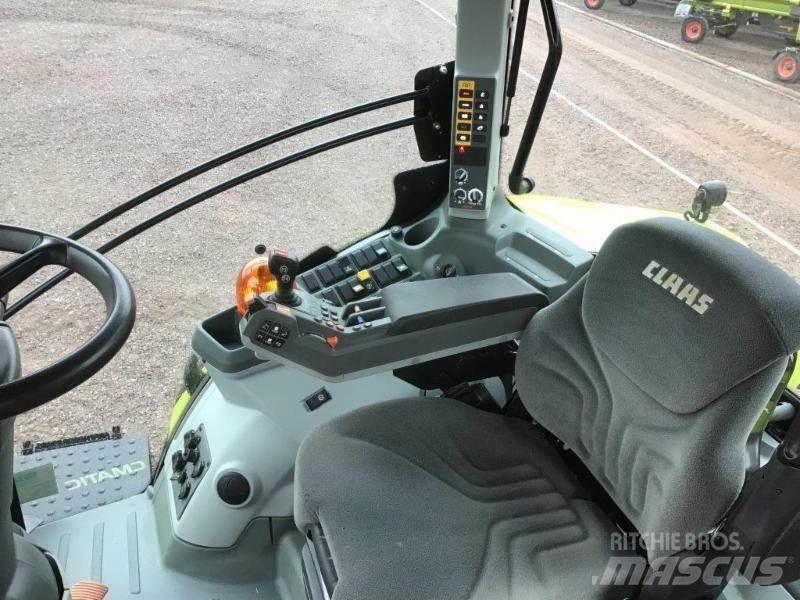 CLAAS AXION 810 Traktory