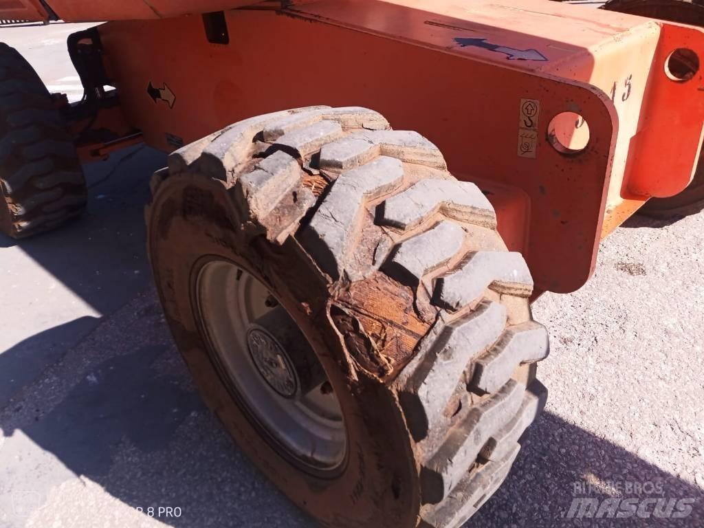 JLG 660 SJ Teleskopické plošiny