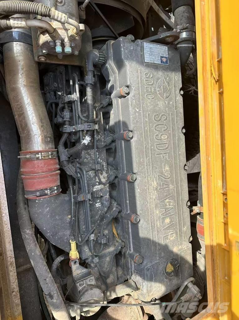 XCMG XCT25 Univerzální terénní jeřáby