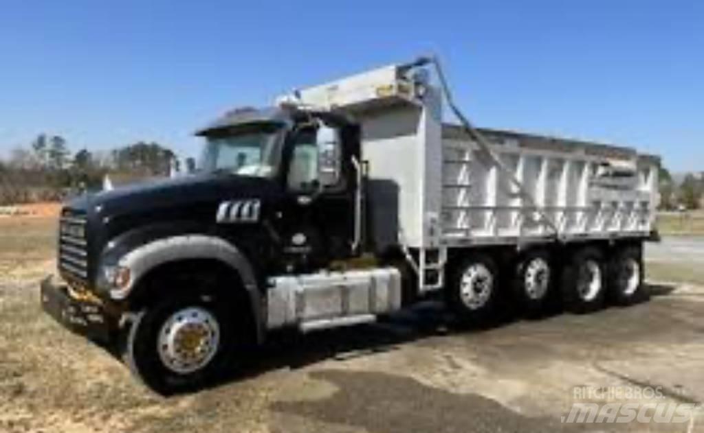 Mack GU 713 Sklápěče