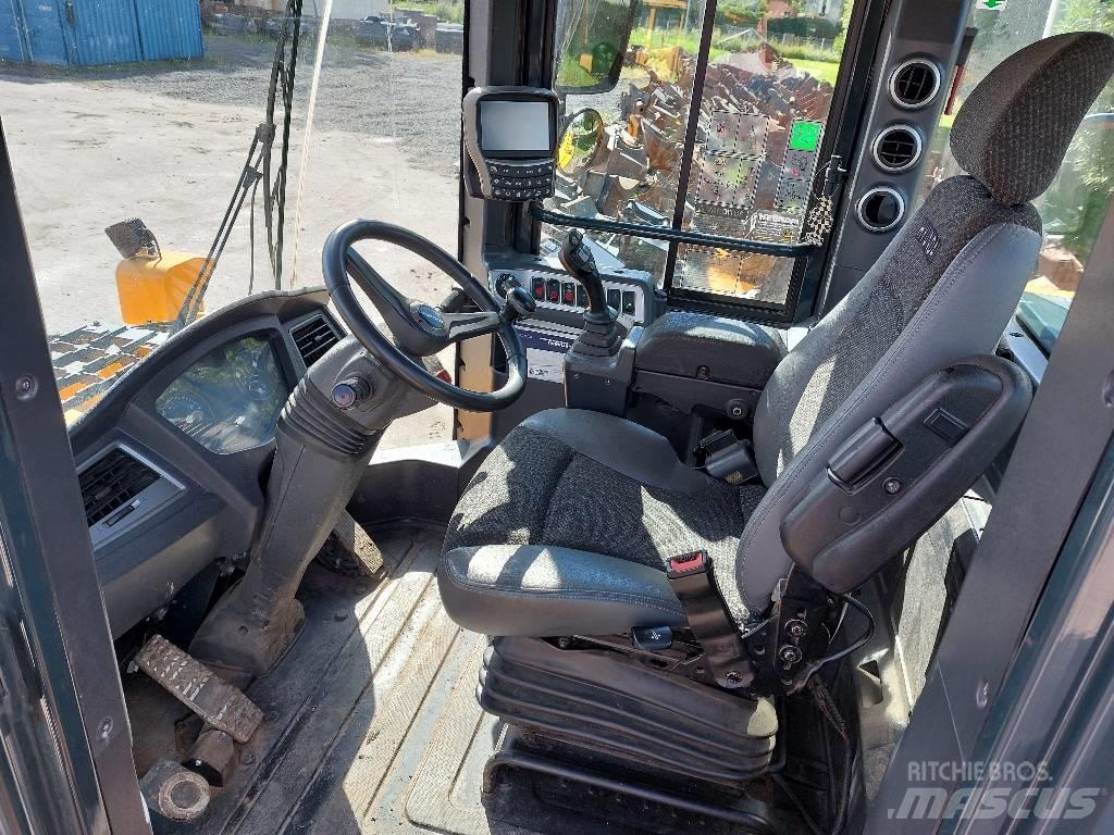 Hyundai HL 960 Kolové nakladače