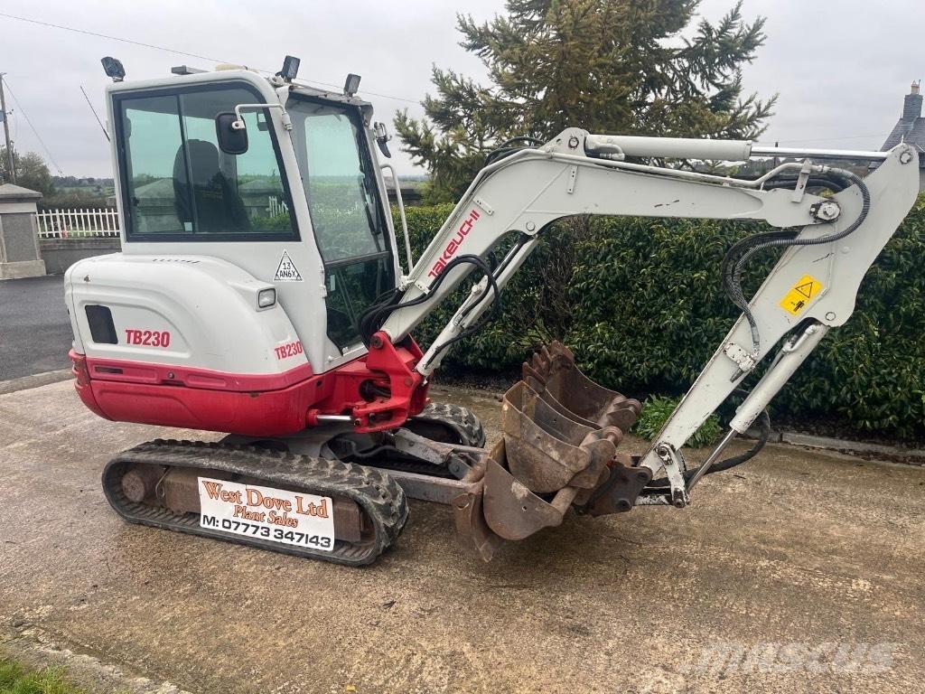 Takeuchi TB 230 Mini rýpadla < 7t