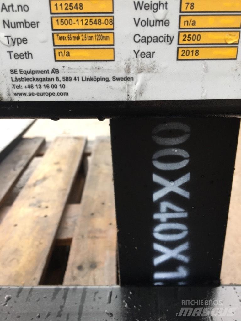  SE AB Terex TL65-80 Vidlice