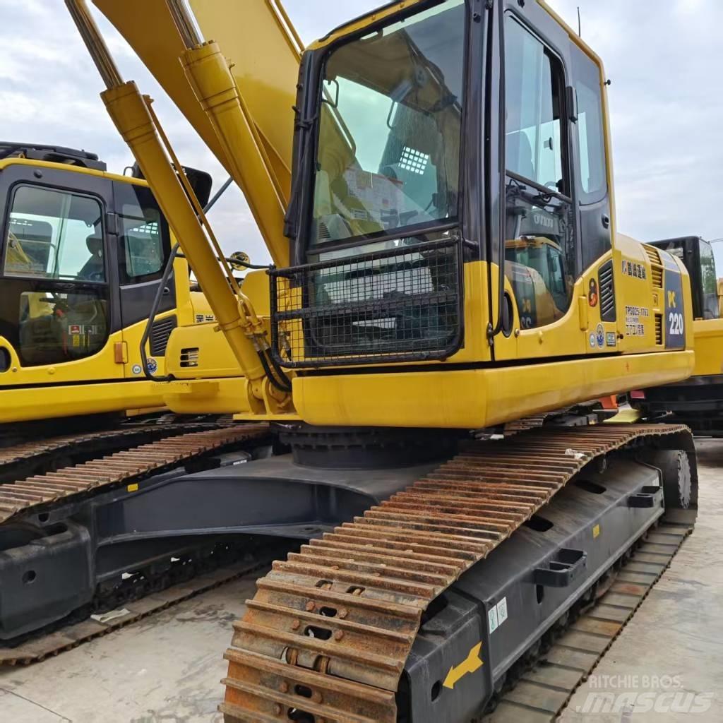 Komatsu PC 220-8 Pásová rýpadla