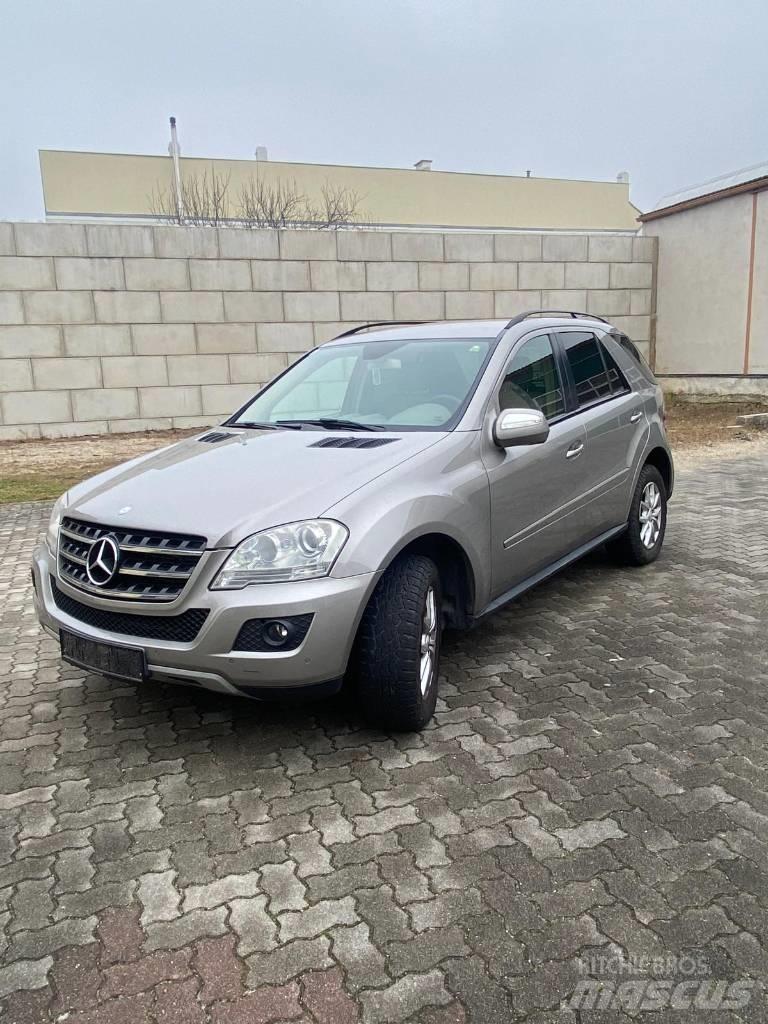 Mercedes-Benz ML 320 Osobní vozy