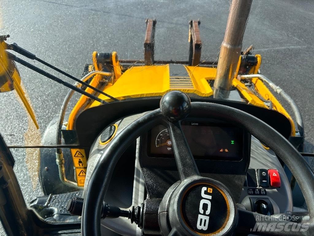 JCB 3CX 81kW / 108 BHP Rýpadlo-nakladače