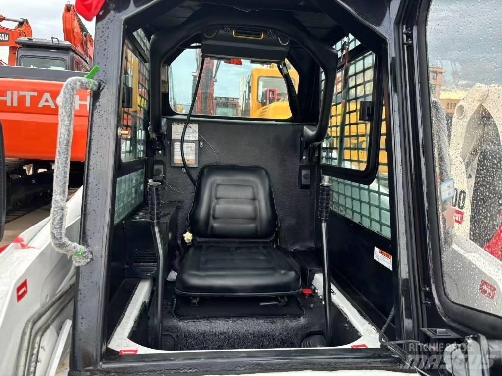 Bobcat S 160 Smykem řízené nakladače