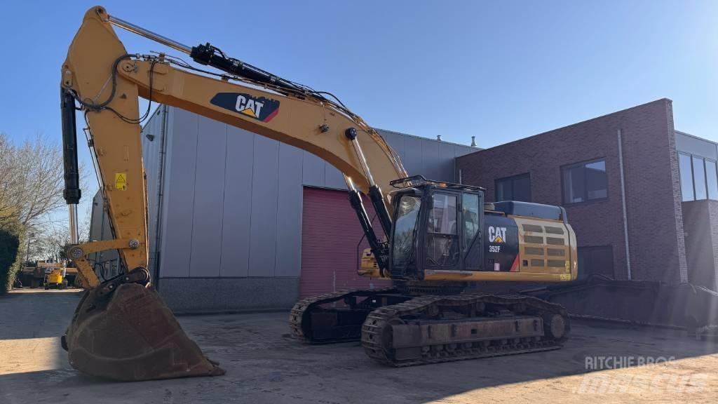 CAT 352 F Pásová rýpadla