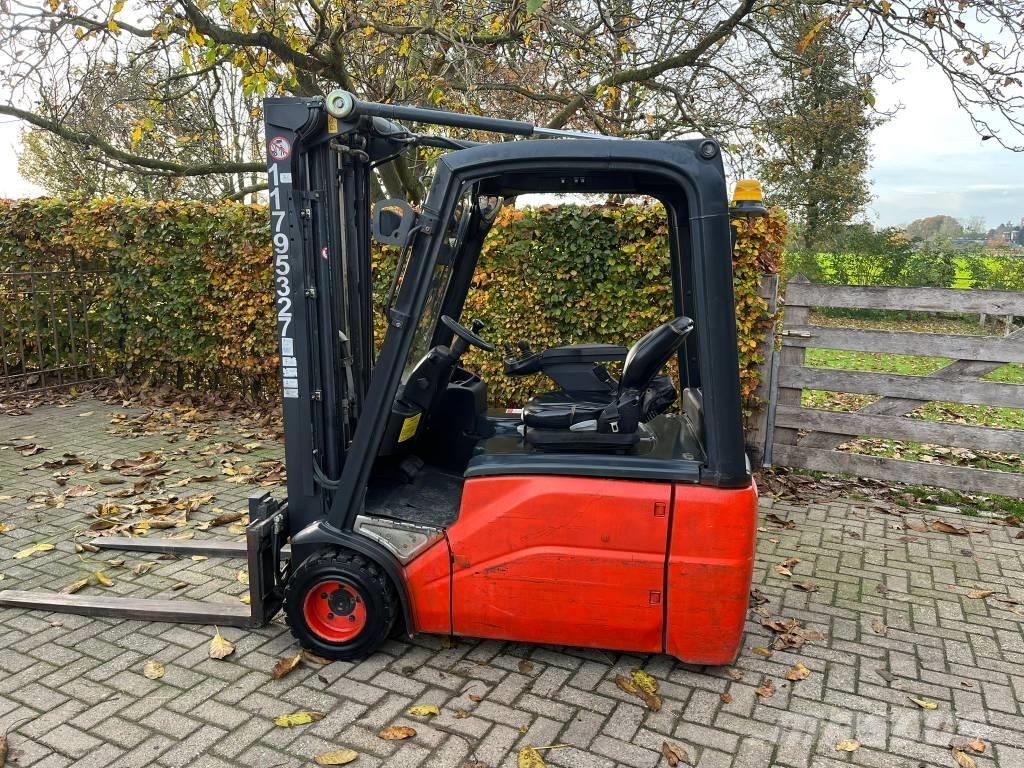 Linde E18-01 Akumulátorové vozíky