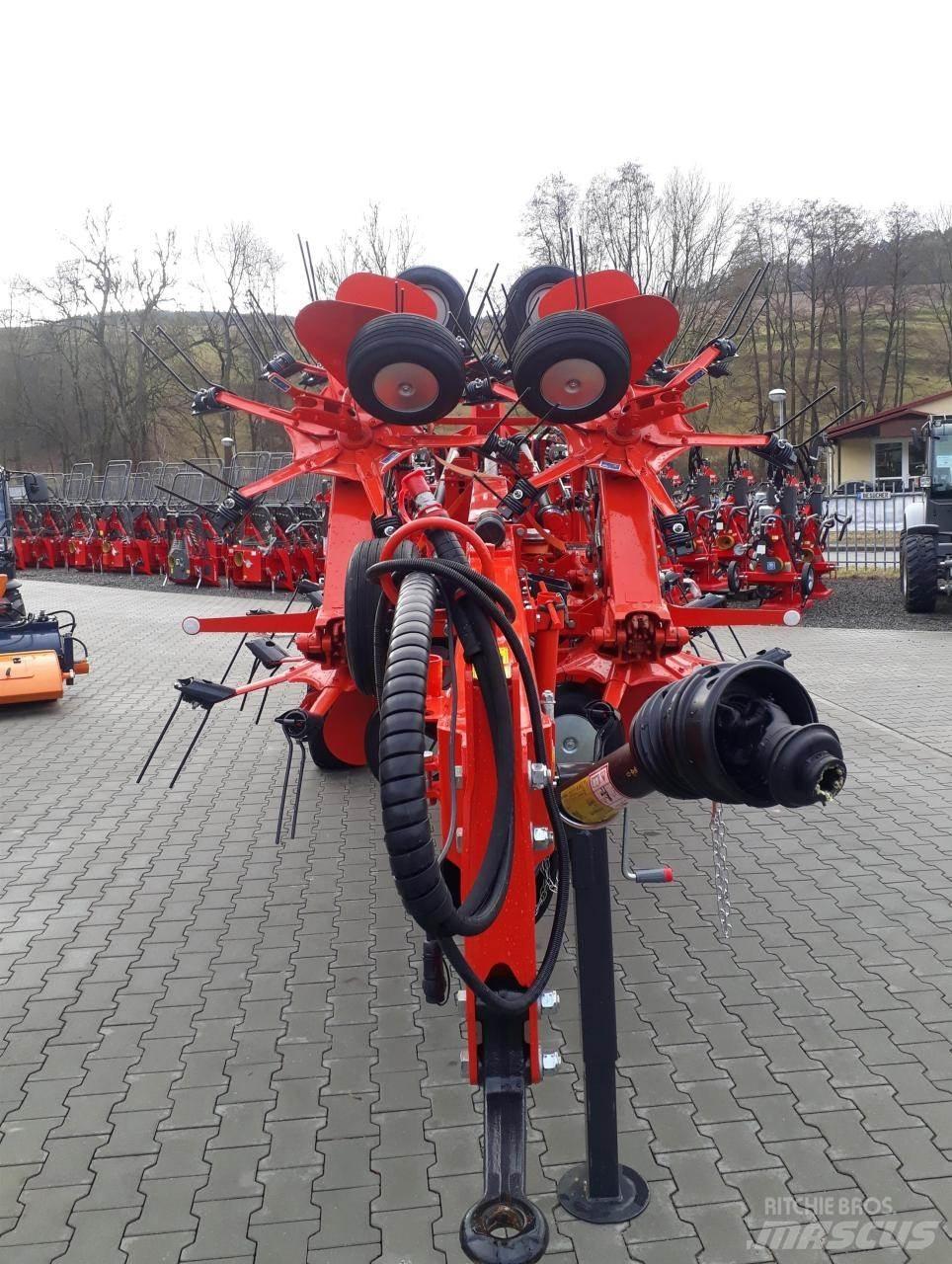 Kuhn GF 17003 T Obraceče a shrabovače sena