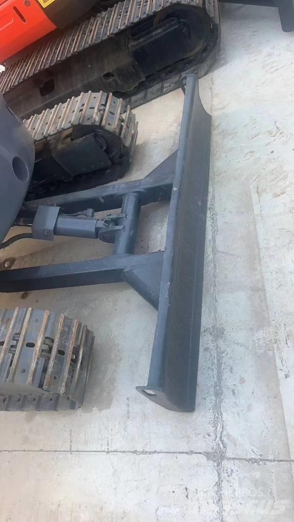 Kubota U 35 Pásová rýpadla