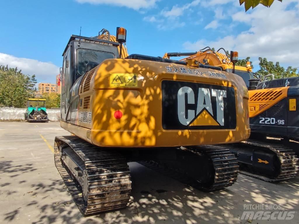 CAT 320D2 Pásová rýpadla