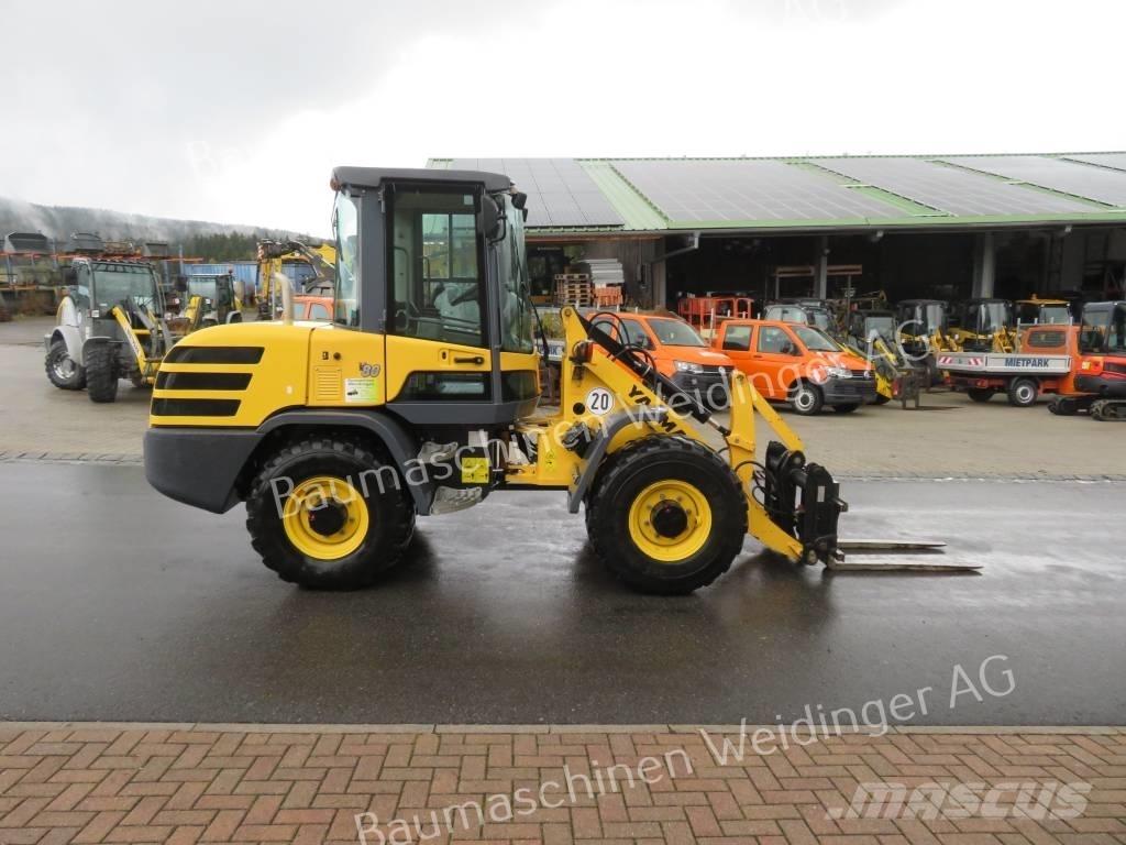 Yanmar V 80 Kolové nakladače