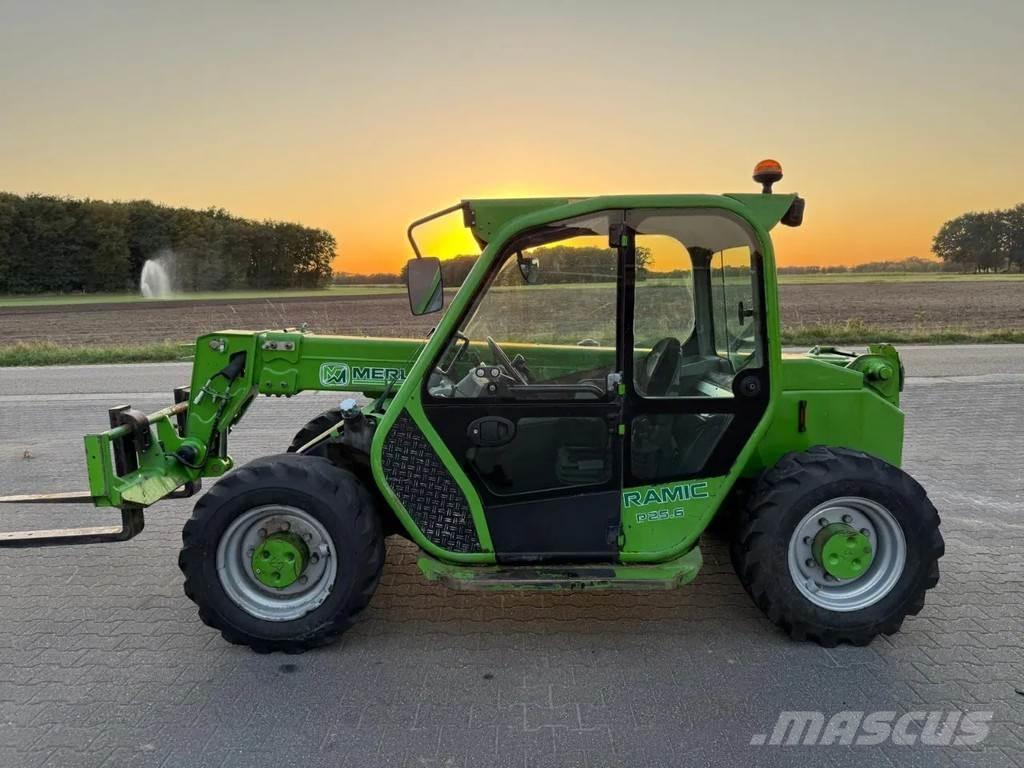 Merlo P25.6 Teleskopické manipulátory