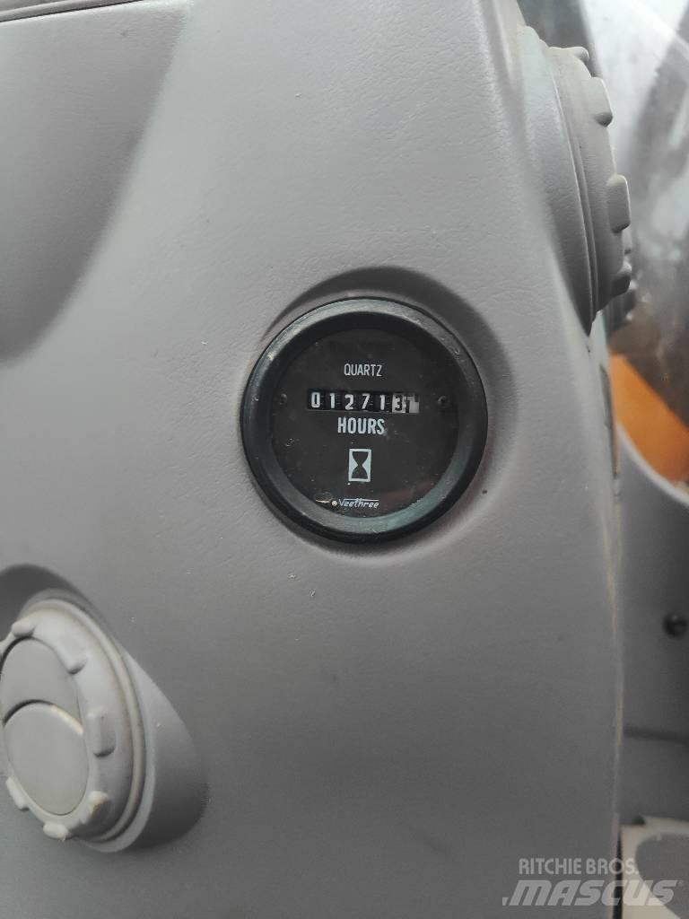 Volvo ECR 235 C L Pásová rýpadla