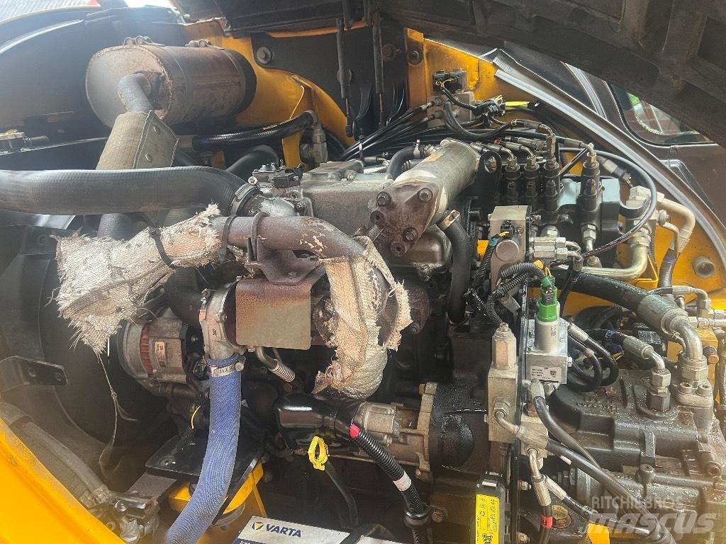 JCB 8085 ECO Midi rýpadla 7t - 12t