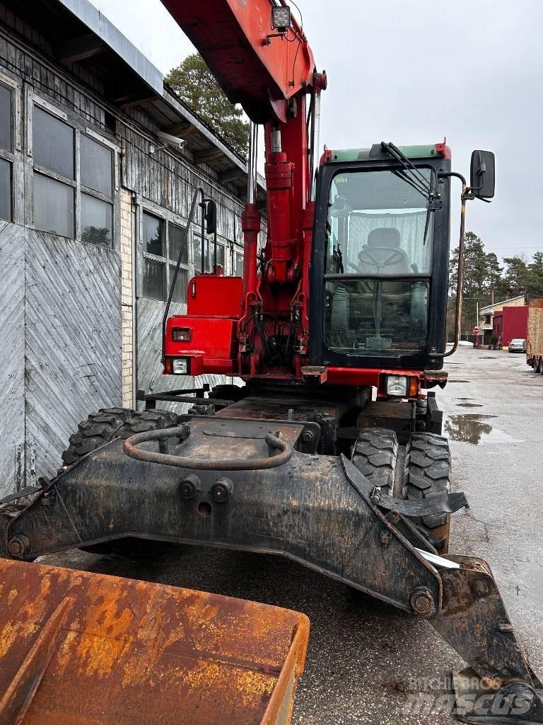 JCB JS 130 W Kolová rýpadla