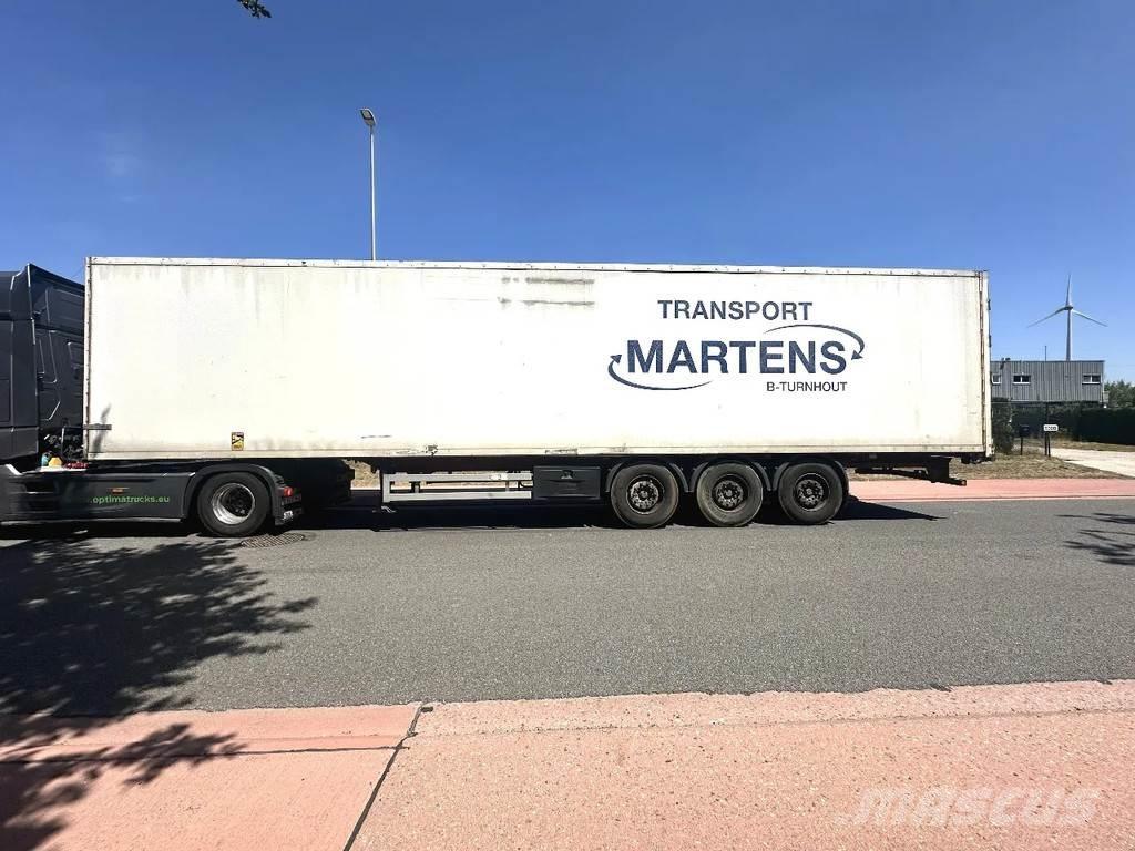 Renders 12.27 NA Skříňové návěsy