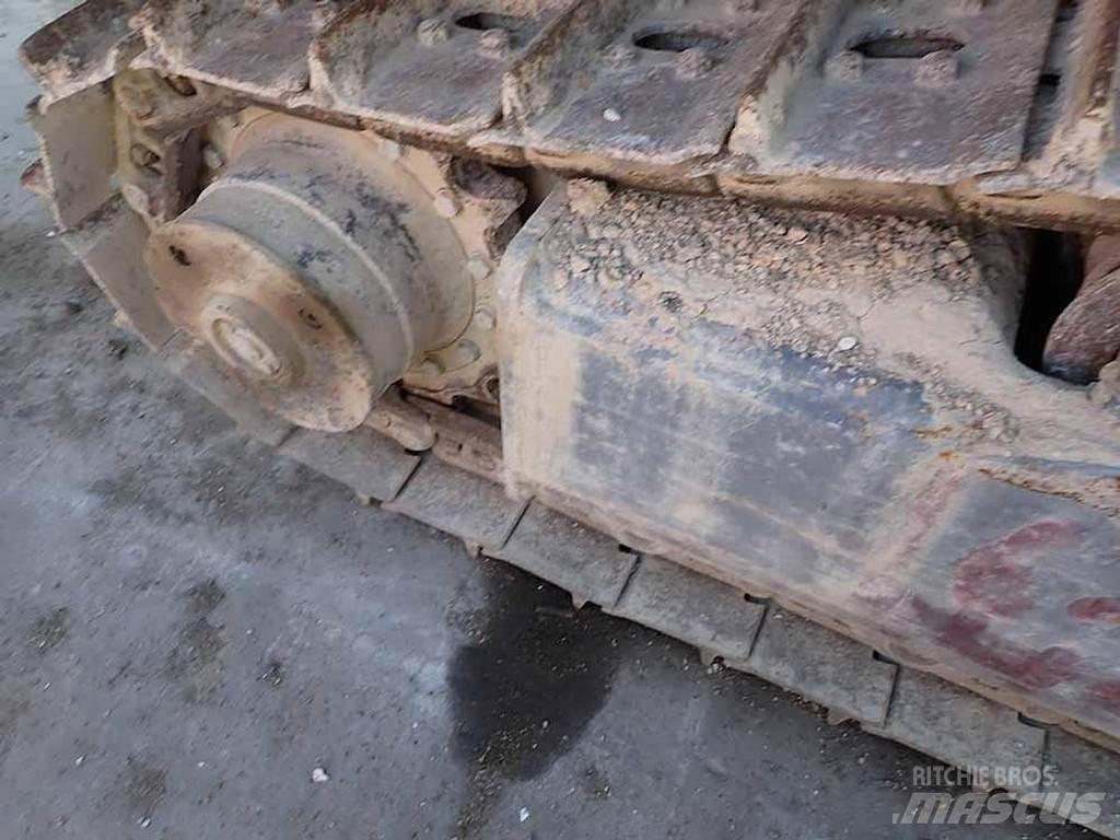 Sandvik DX800 Povrchové vrtací stroje