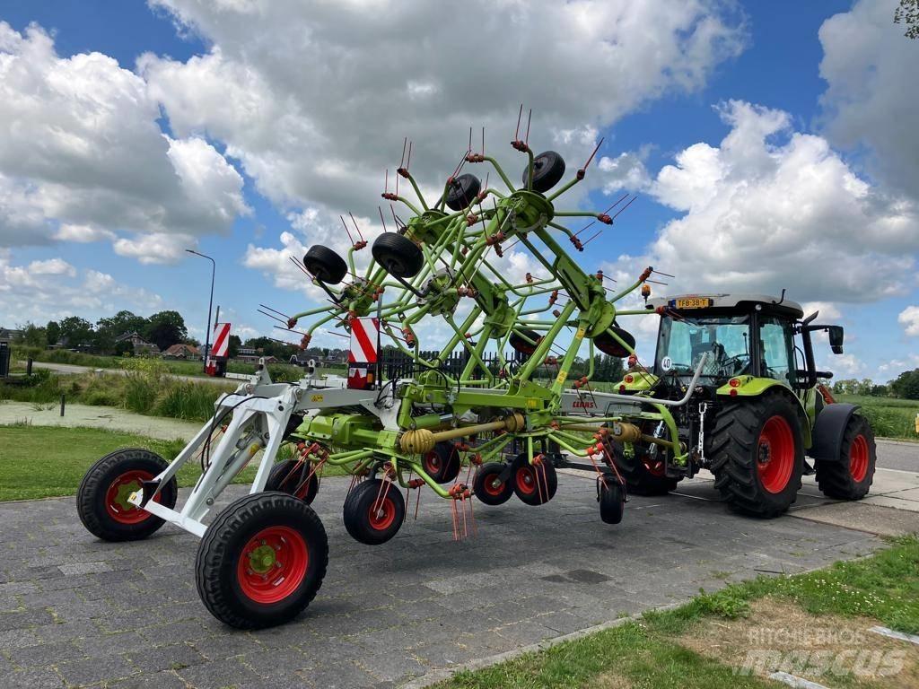 CLAAS Volto 1300 T Obraceče a shrabovače sena