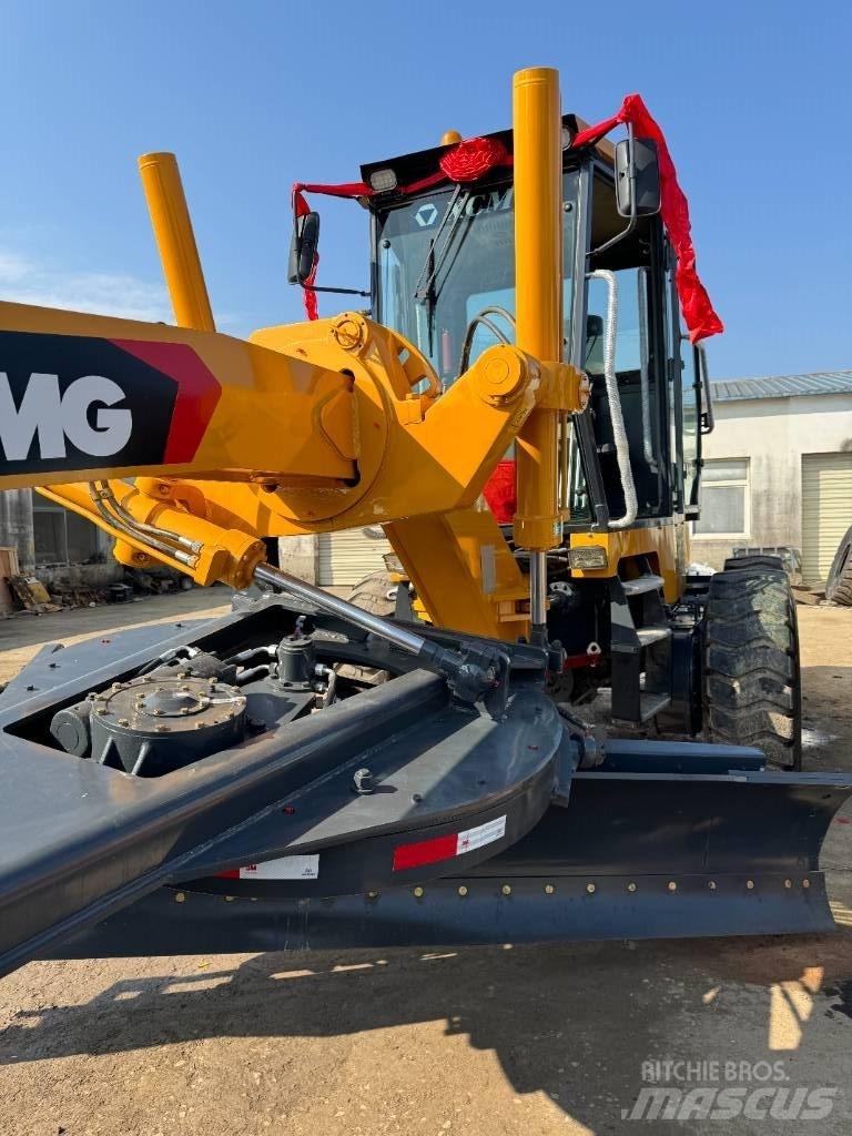 XCMG GR 2153 Grejdry