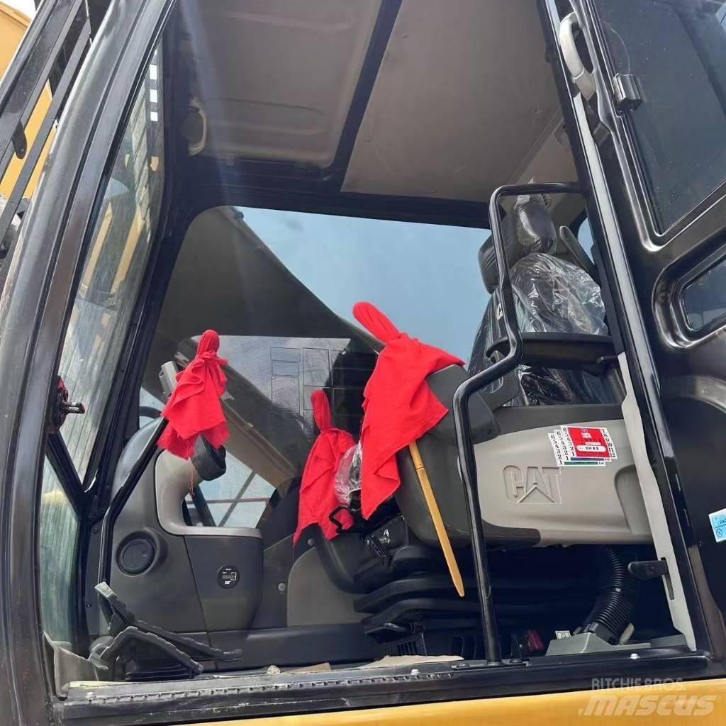 CAT 340D2 Pásová rýpadla