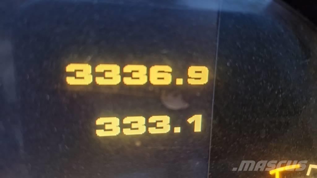 JCB 540-140 Teleskopické manipulátory