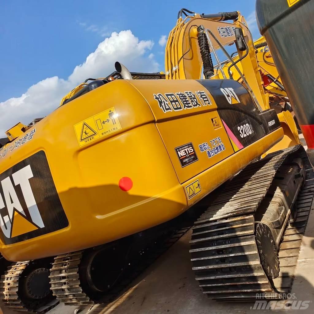 CAT 320 D Pásová rýpadla