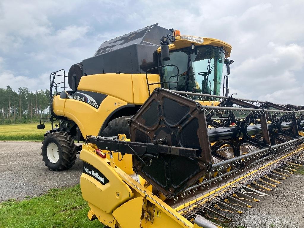 New Holland CR 980 Sklízecí mlátičky