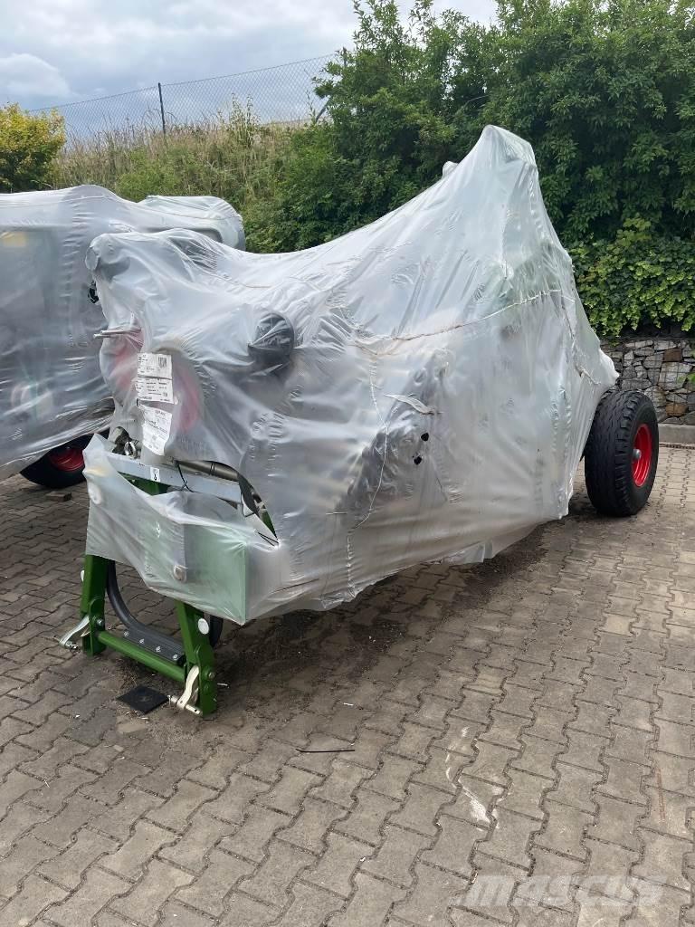 Fendt Former 1603 Obraceče a shrabovače sena