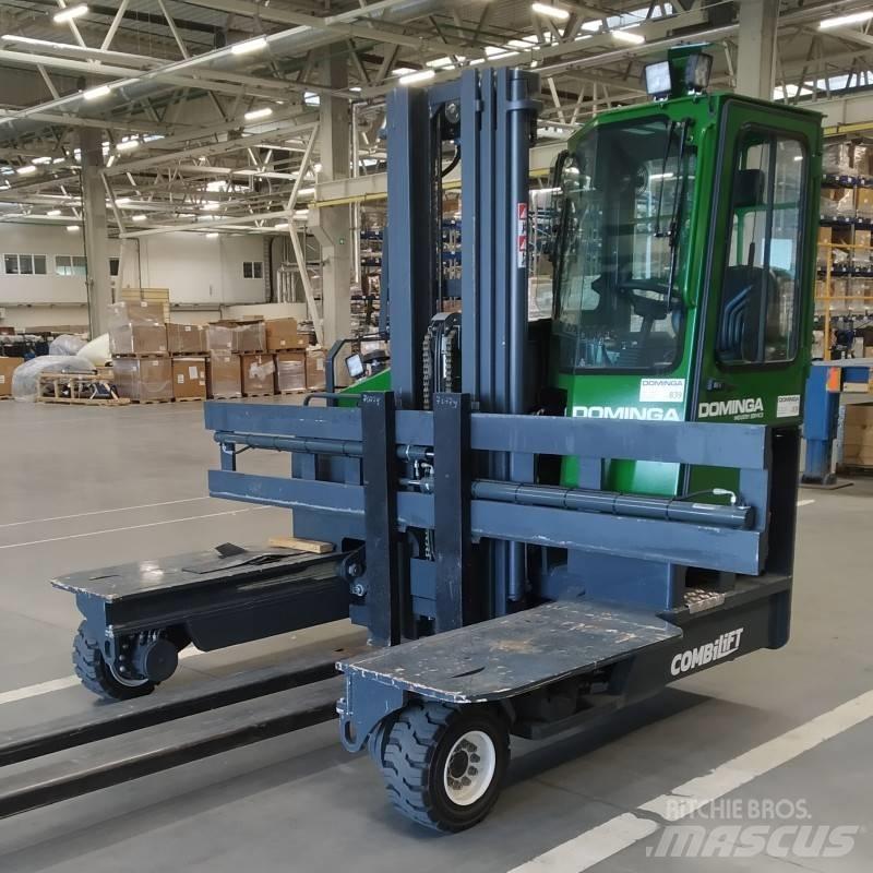 Combilift C 4000 L 4 cestní vysokozdvižné vozíky